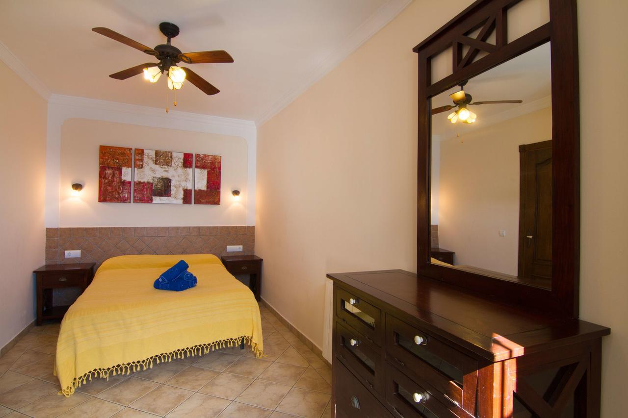 Carabeo 72 Menyber Apartment Nerja Bagian luar foto